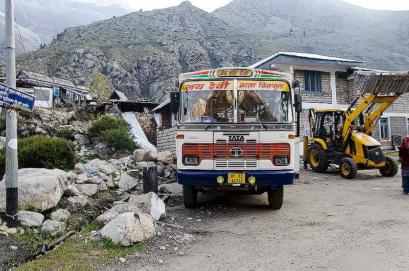 Reaching Chitkul by Bus
