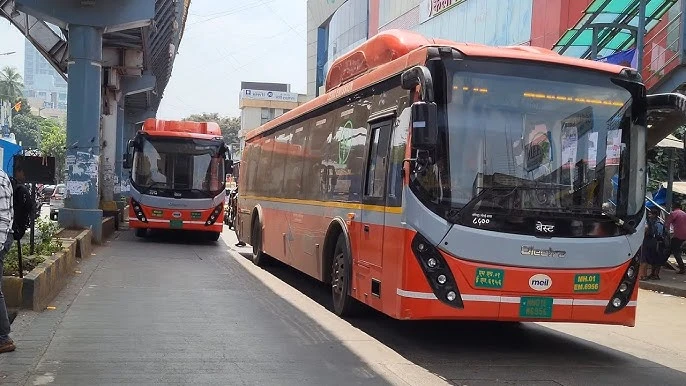 How to Reach Wankhede Stadium by bus